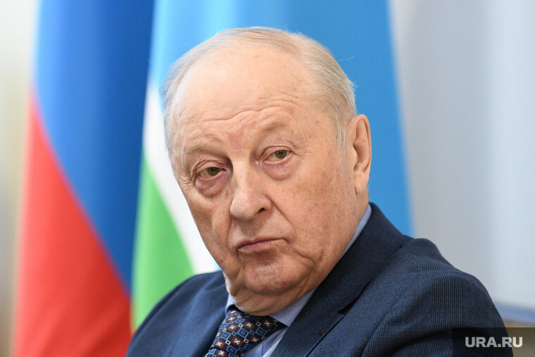    Россель возмущен, что глава свердловского союза бизнесменов облил его грязью