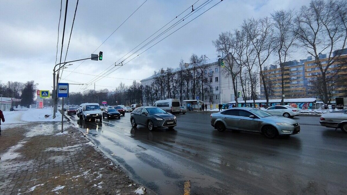 Нижегородским автомобилистам начнут выдавать номера с кодом «252» не раньше  апреля | newsnn.ru | Дзен