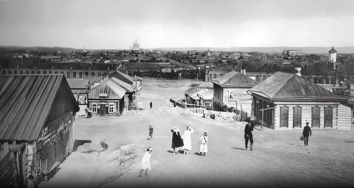     Николаевка при царе. Она получила бурное развитие благодаря железной дороге, и жили здесь в основном железнодорожники и рабочие
