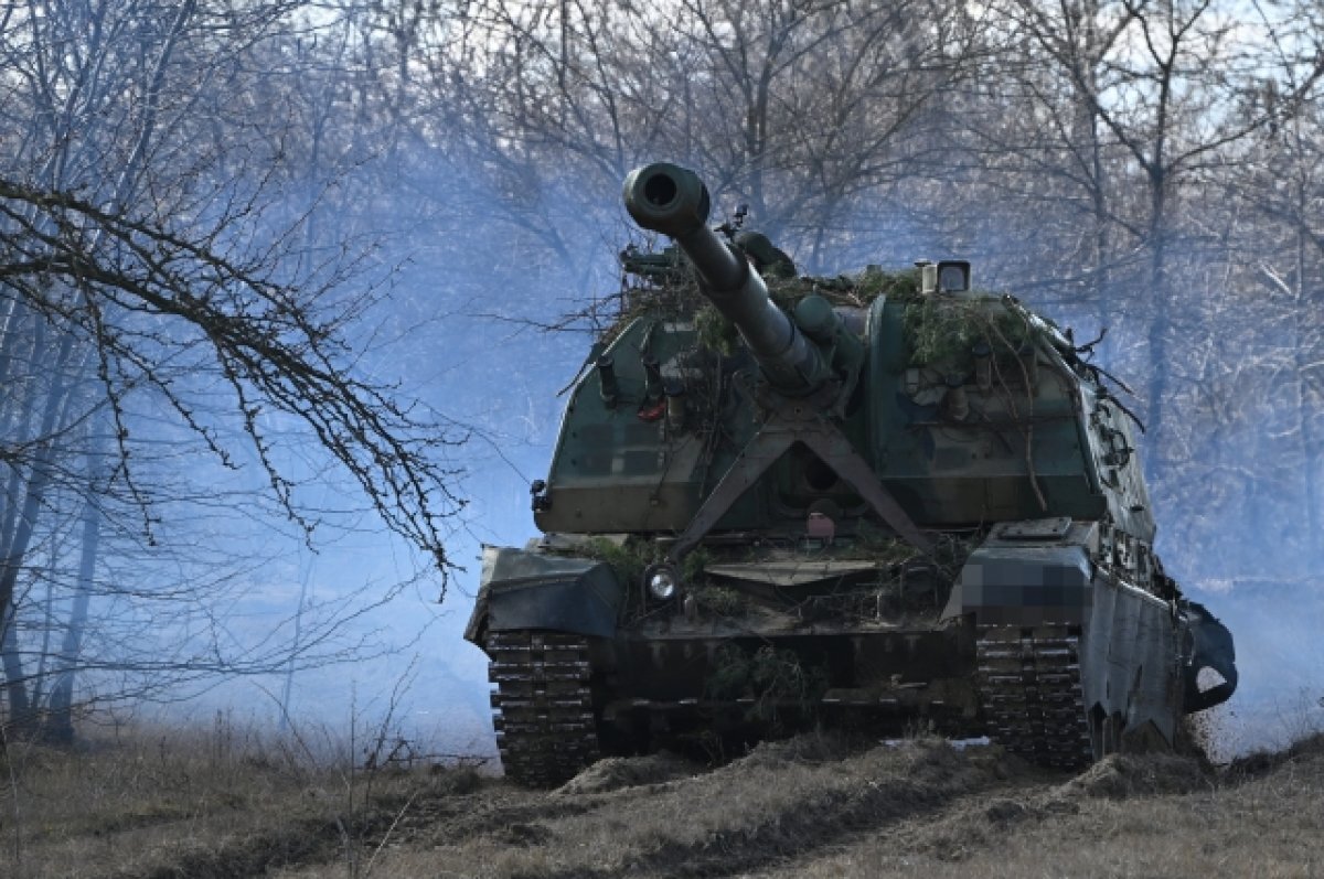    Российские артиллеристы уничтожили украинскую БМП в ЛНР