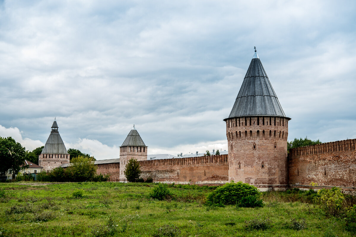 башни смоленской крепости