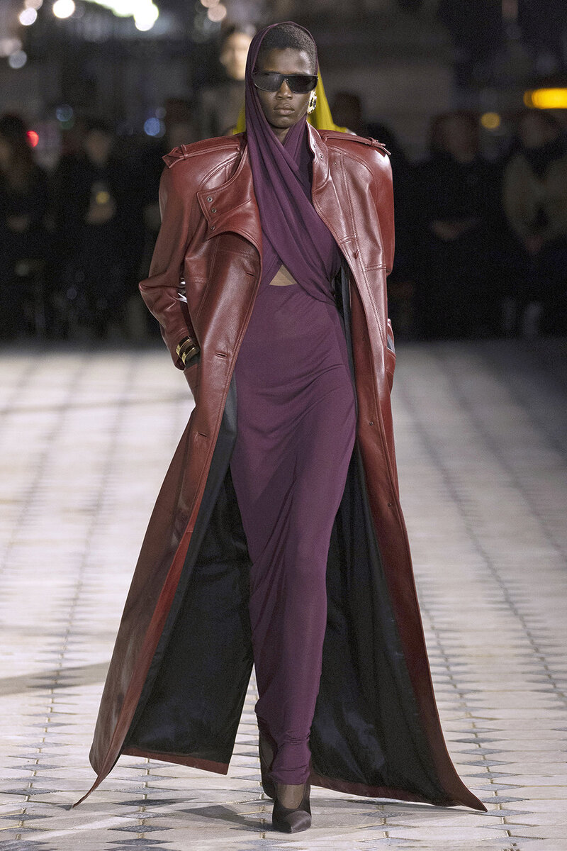    Saint Laurent весна-лето 2023LEGION-MEDIA