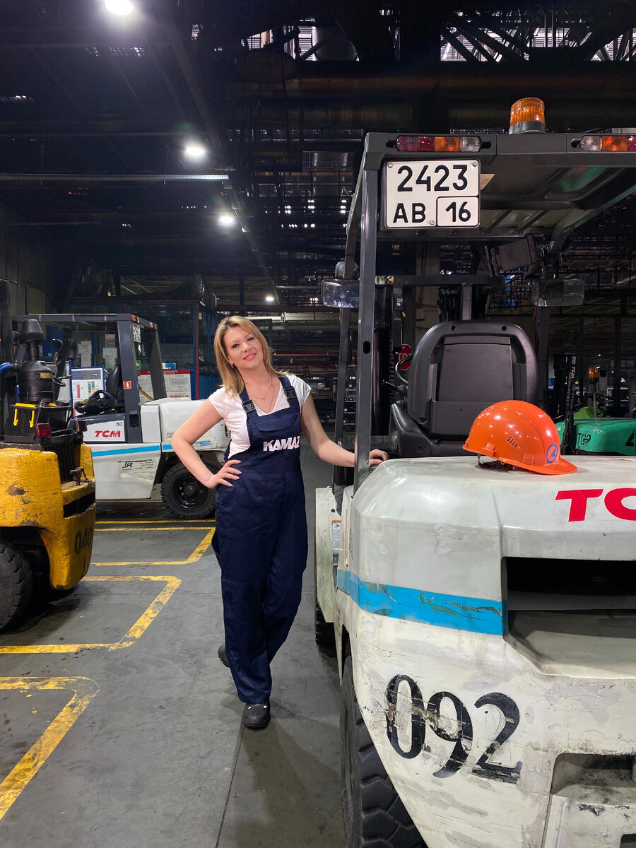 «Любая техника мне подвластна!» — ZAVODчанка Екатерина Тарасова | KAMAZ ...