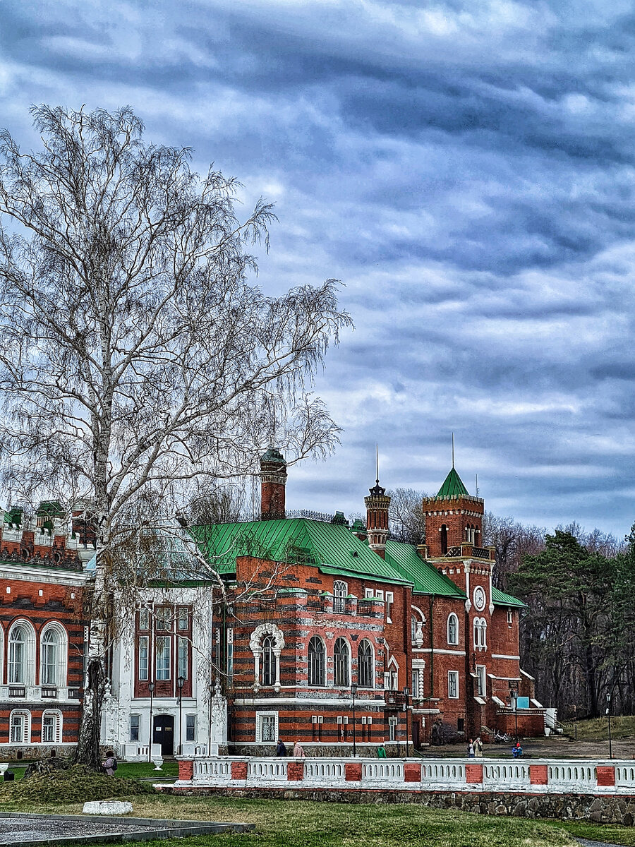 Замок Шереметевых.