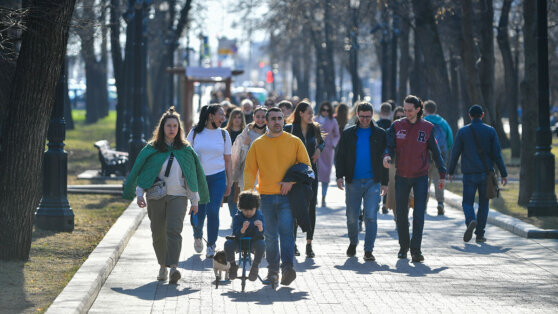    В Москве на выходных ожидается солнечная и теплая погода Алина Городниченко