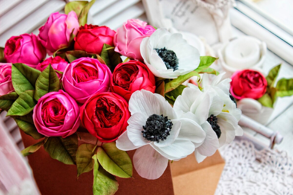 Пионовидные розы пинк пиано и анемоны из фоамирана!