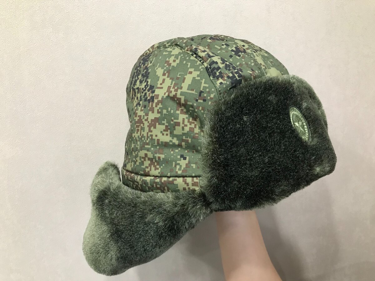 На фото. Шапка-ушанка из ВКПО.