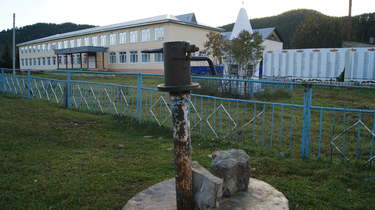 Ближайшая колонка, больше чем 1000 метров