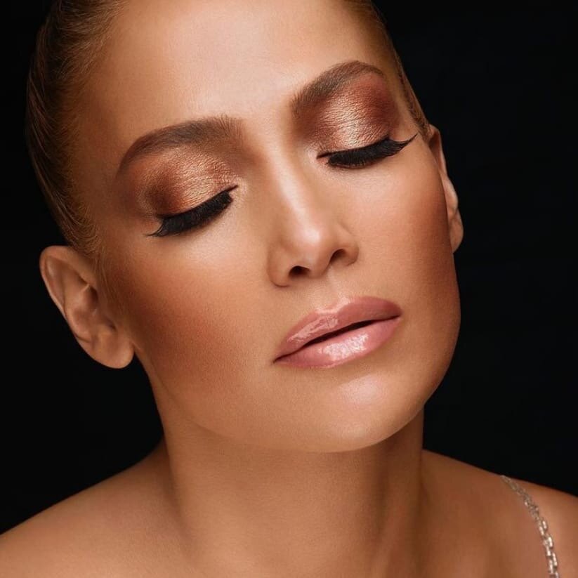 instagram: @Jlo
