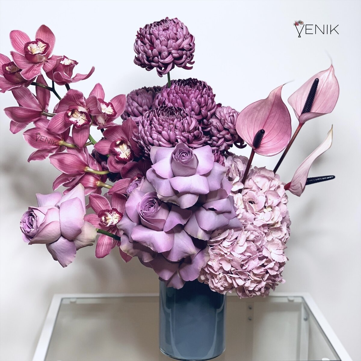 Купить букет на 14 Февраля в Москве от Цветочной Мастерской VENIK