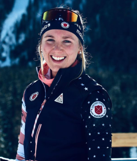 Хлоя Левинс.