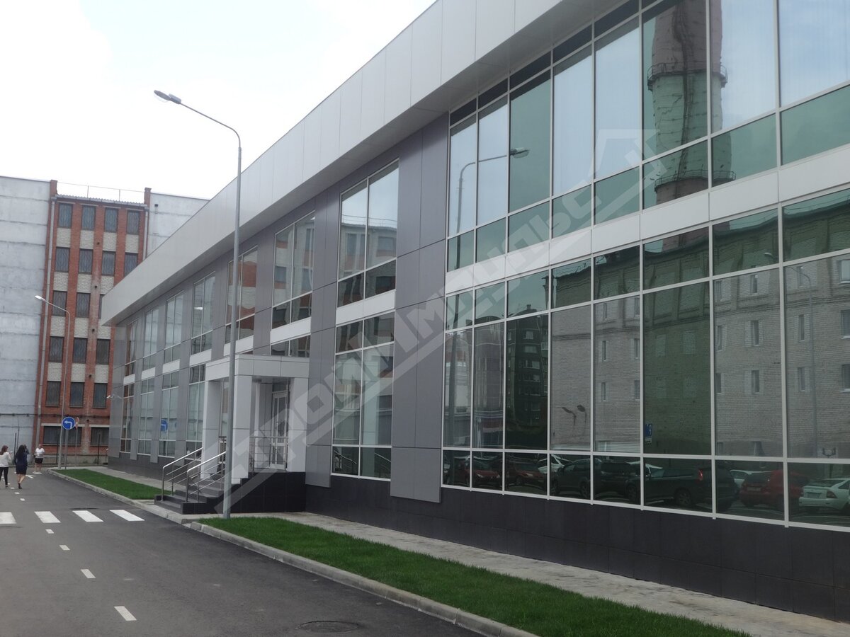 Комплекс зданий ЦСКО "Черноземье" ОАО "Сбербанк России"
 г. Воронеж, ул. 9 Января, 68