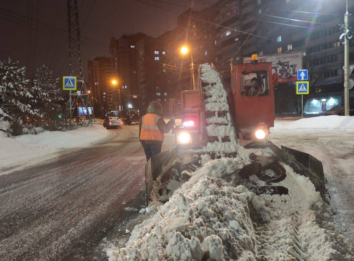    Морозная погода испытывает на прочность омские городские службы