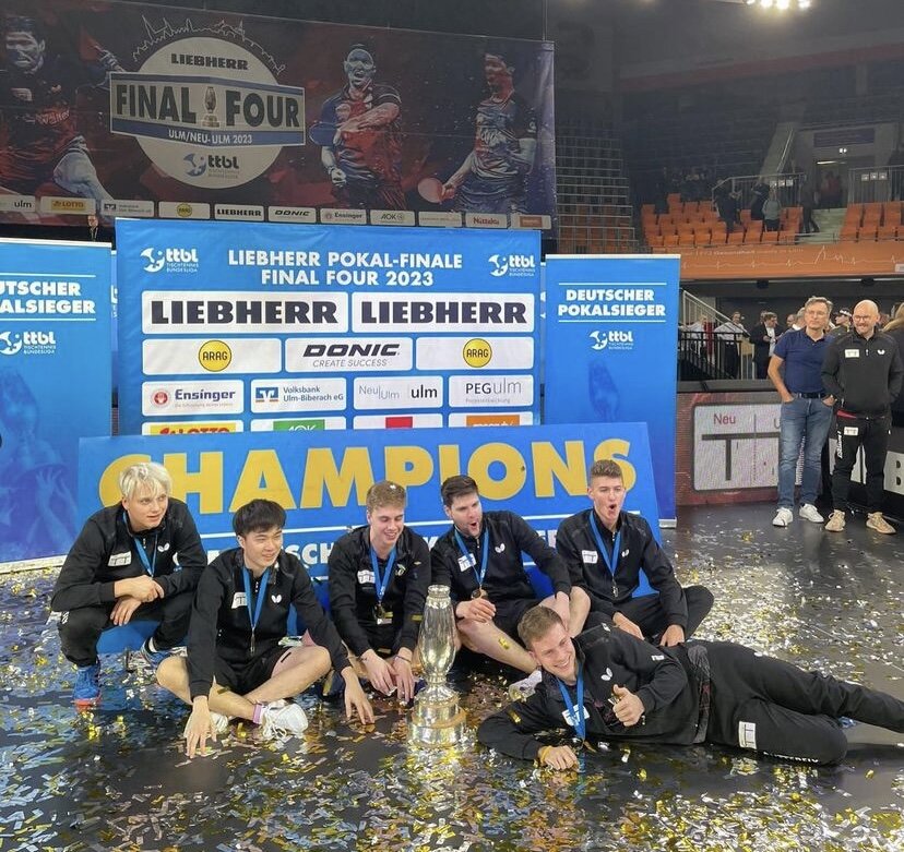 Одна из многих фотографий, где российские игроки не были упомянуты 