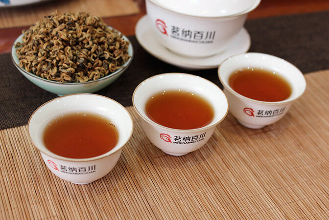 Красный чай «Хун Би Ло» Красная спираль  