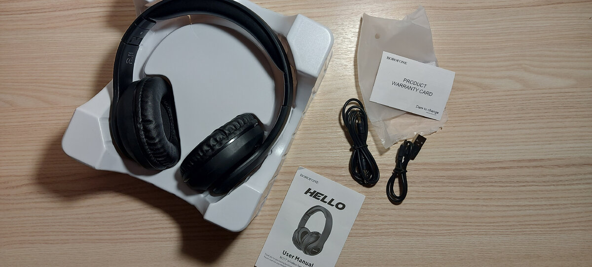 Bluetooth-гарнитура Borofone B017: Комплектация