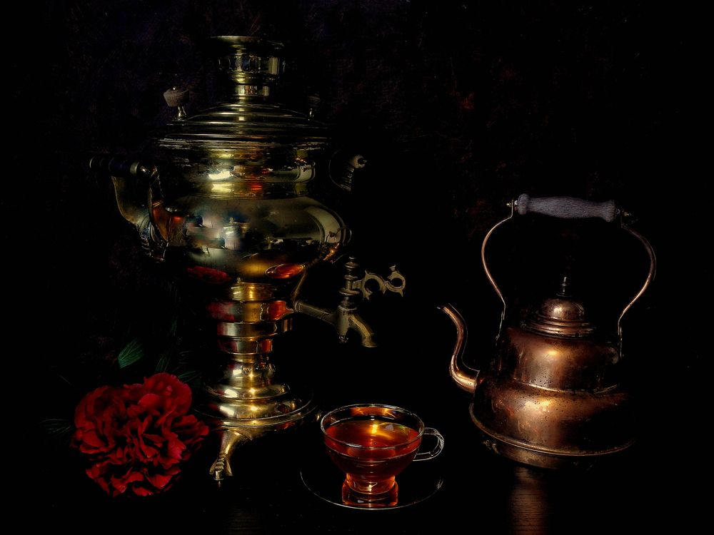 https://fonwall.ru/wallpaper/samovar-chaynik-natyurmort.html