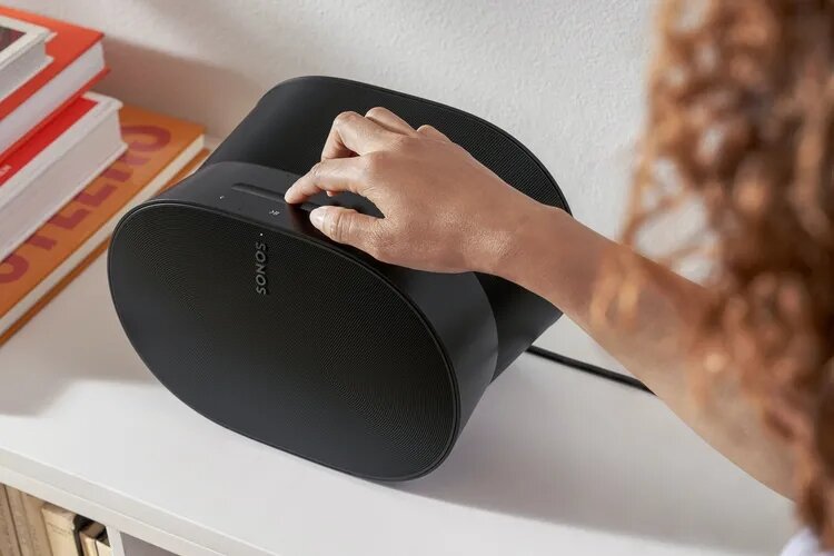    Sonos Era 300