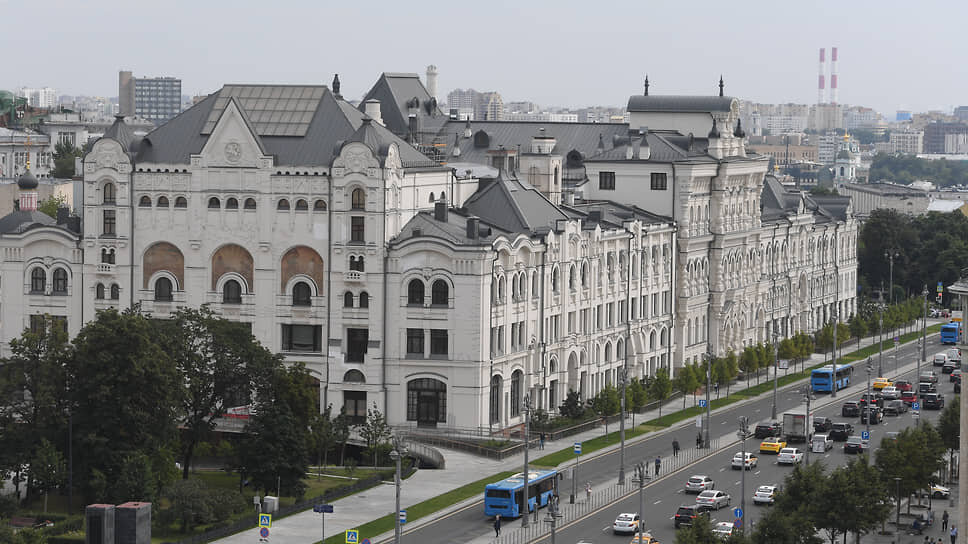    Фото: Александр Казаков / Коммерсантъ