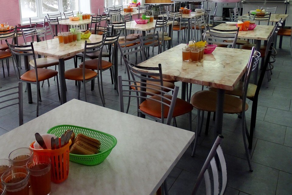     Школа под Липецком задолжала поставщику питания 360 тысяч рублей Юлия КЛЮЕВА