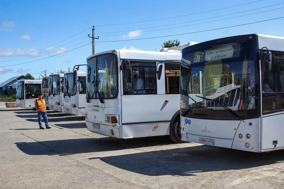     Дачные автобусы выйдут на линию раньше обычного. Светлана МАКОВЕЕВА