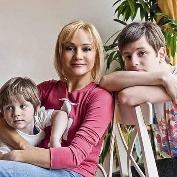 Татьяна буланова биография семья мужья дети Королева слез" эпохи 90-х. Татьяна Буланова. Аполлинария Кириллова Дзен