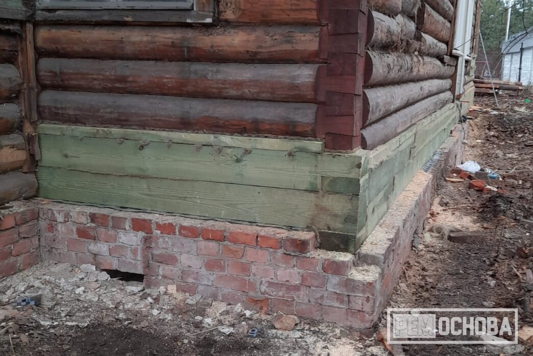 Замена венцов в доме - памятнике архитектуры 19 века
