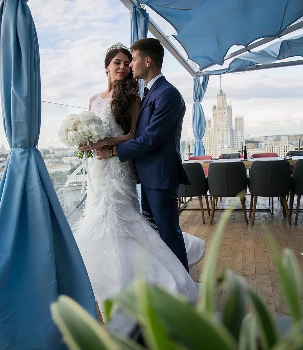    Ольга Рапунцель и Дмитрий Дмитренко Фото: Инстаграм (запрещен в РФ) / @olyarapunzel