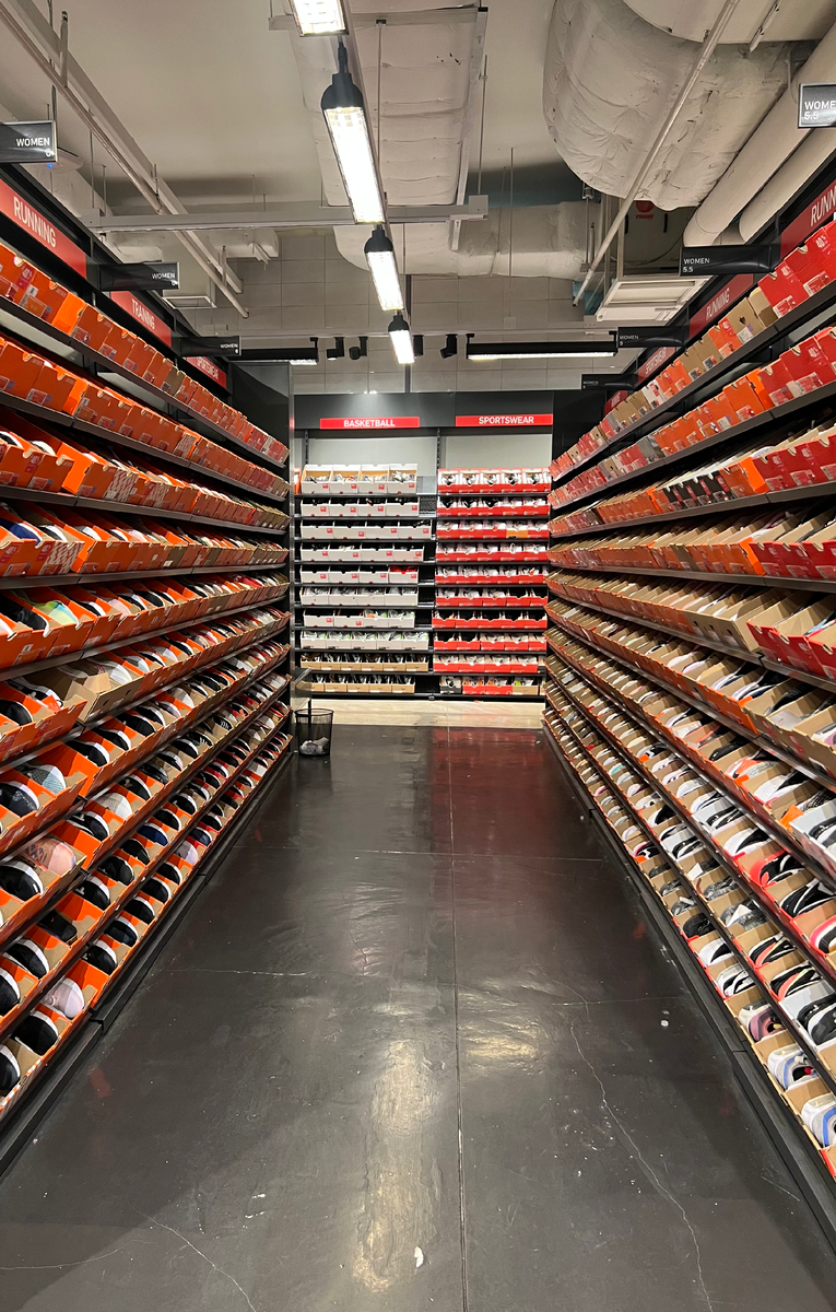 Nike factory cheap store returns