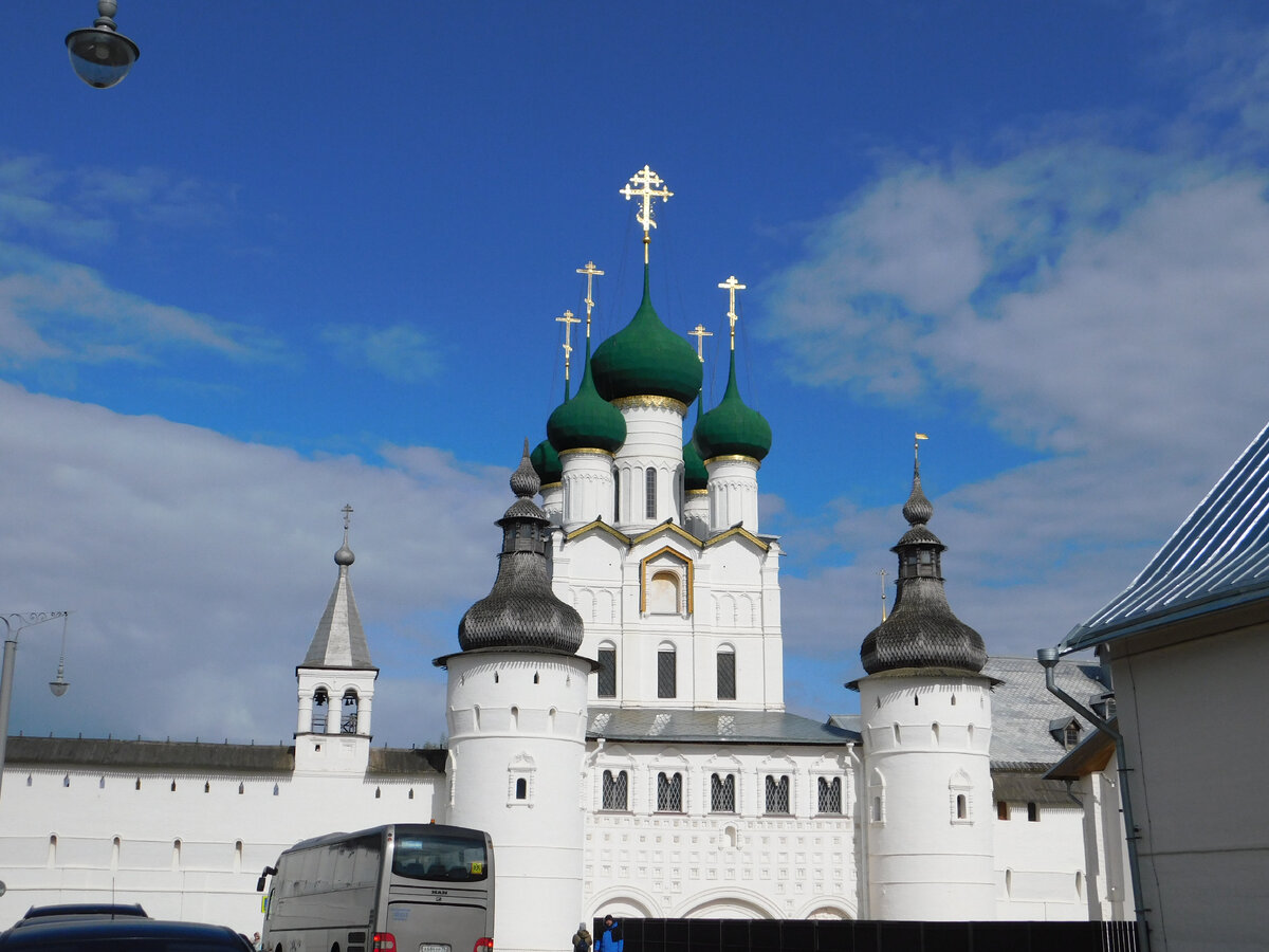 Ростов Великий - один из самых древнейших русских городов. Фото автора.