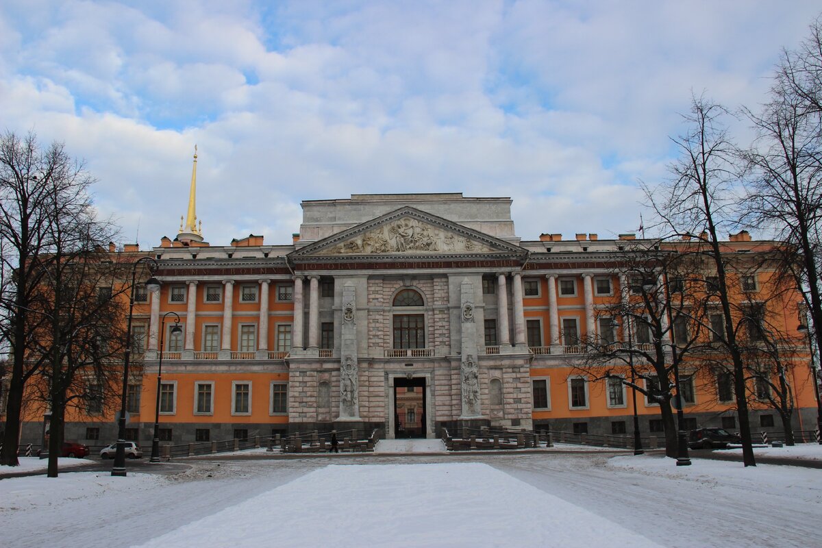 Церковь михайловского замка. Михайловский замок 1792. Михайловский замок Архитектор.