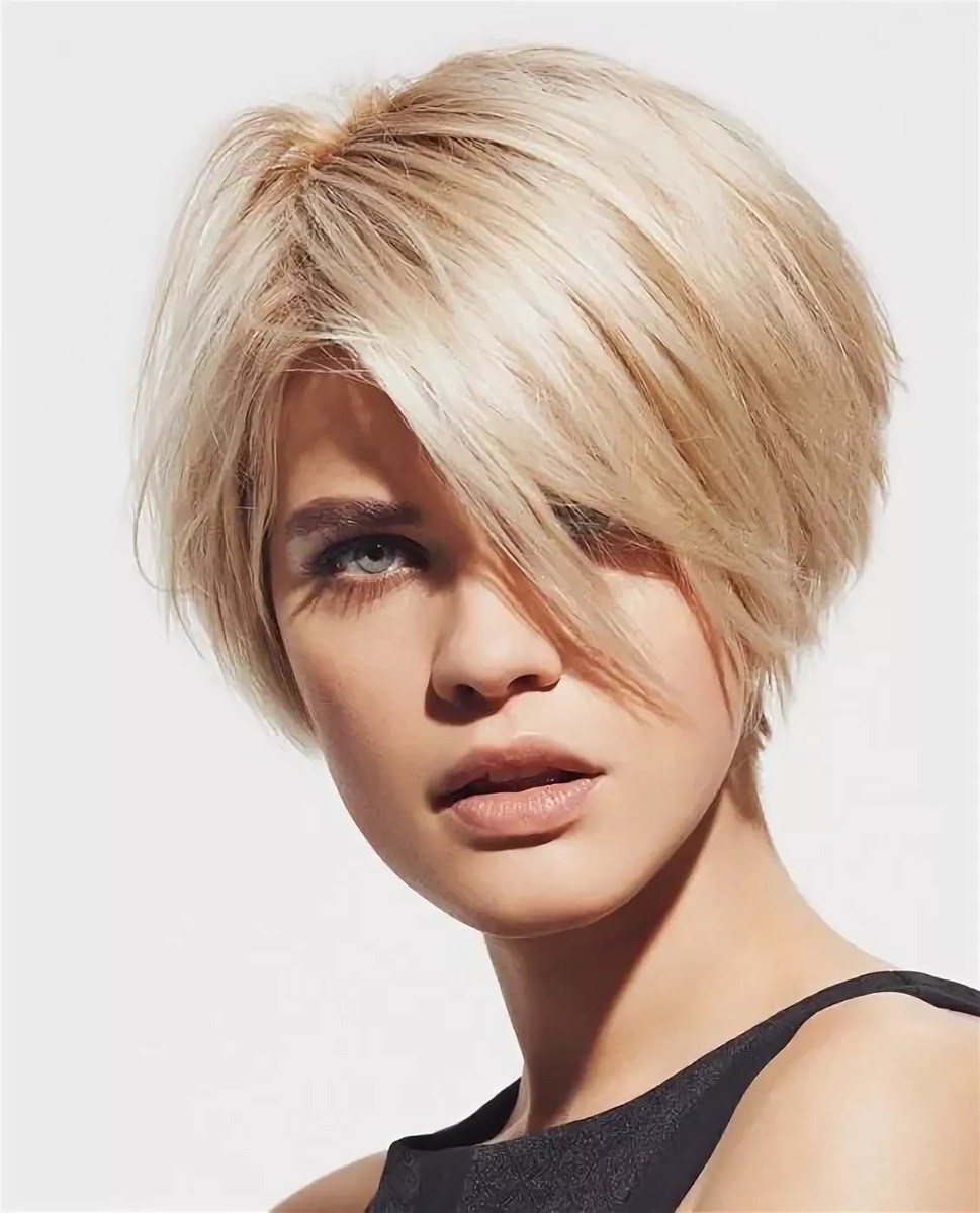 укороченный  боб