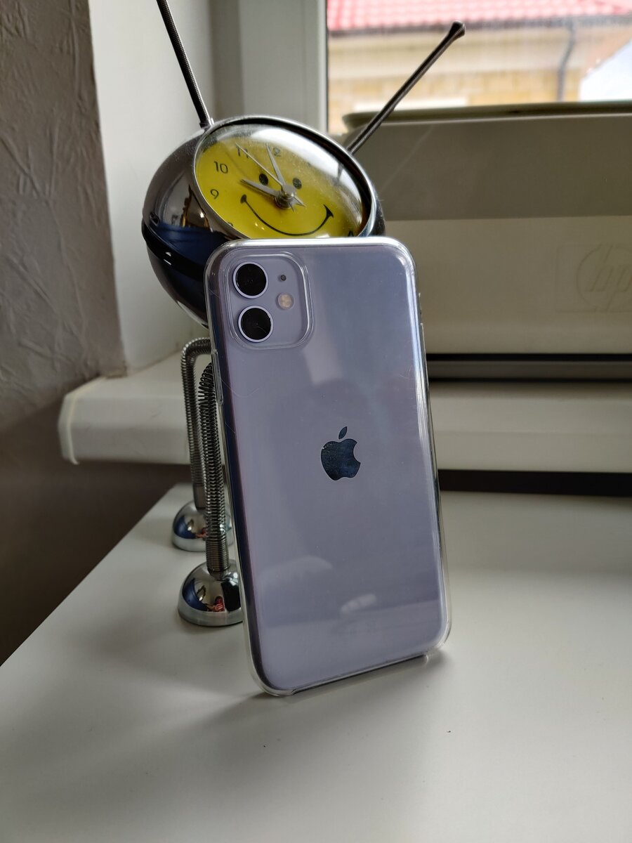 Логотип по центру - хорошее решение, радость перфекциониста