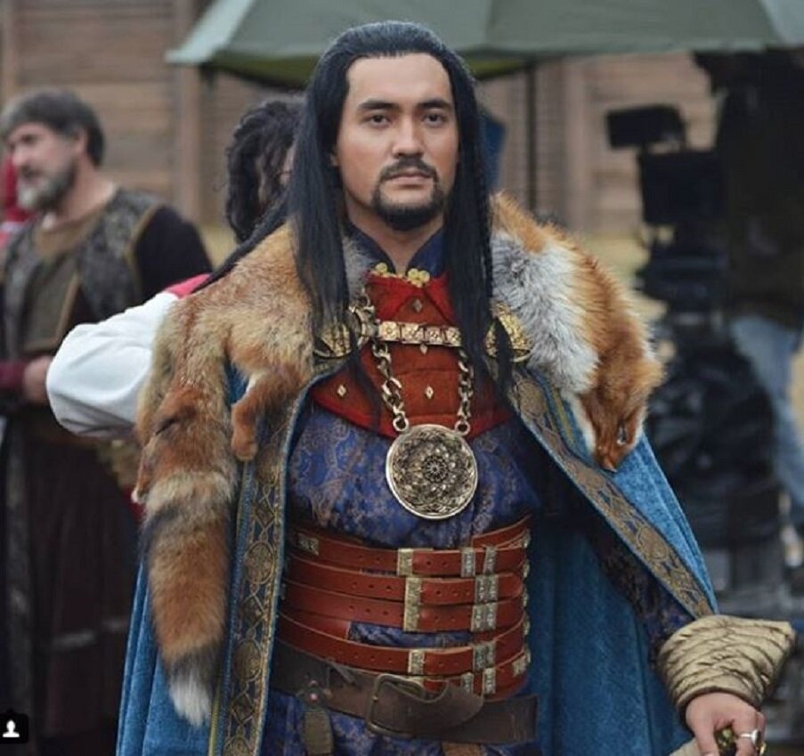 Кадр из фильма "Золотая орда". Менгу-Тимур, отец Анны - бабушки зятя Ивана Калиты