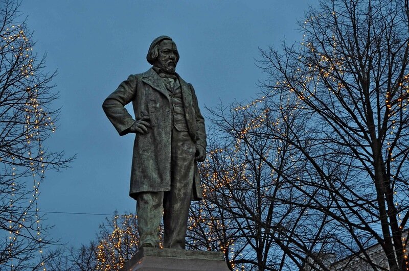 Скульптор - Роберт Романович Бах, САНКТ-ПЕТЕРБУРГ, 1906