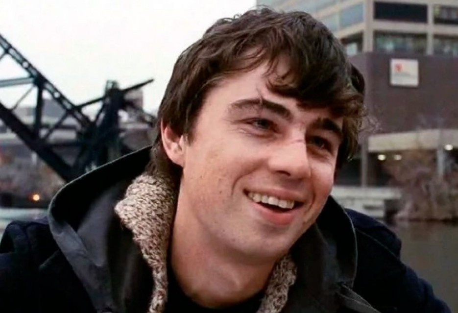 Нудный и заунывный.