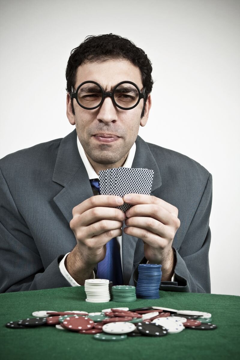 игрок начинает играть