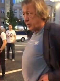 Михаил Ефремов после аварии