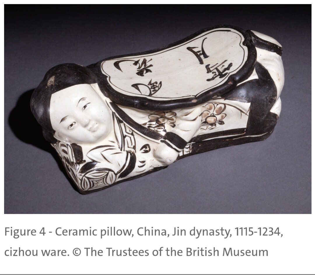 Подушка из фарфора