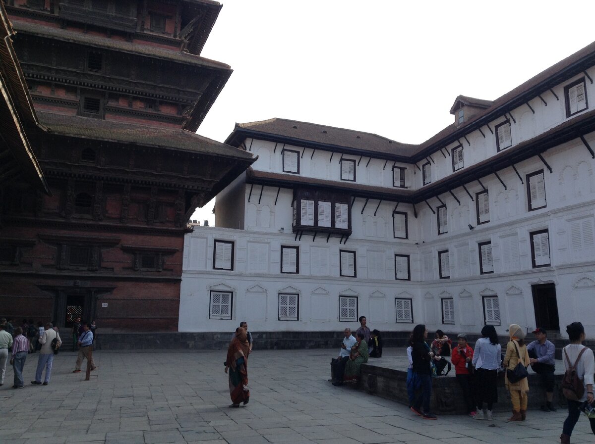 Внутри королевского дворца на Дурбар сквер