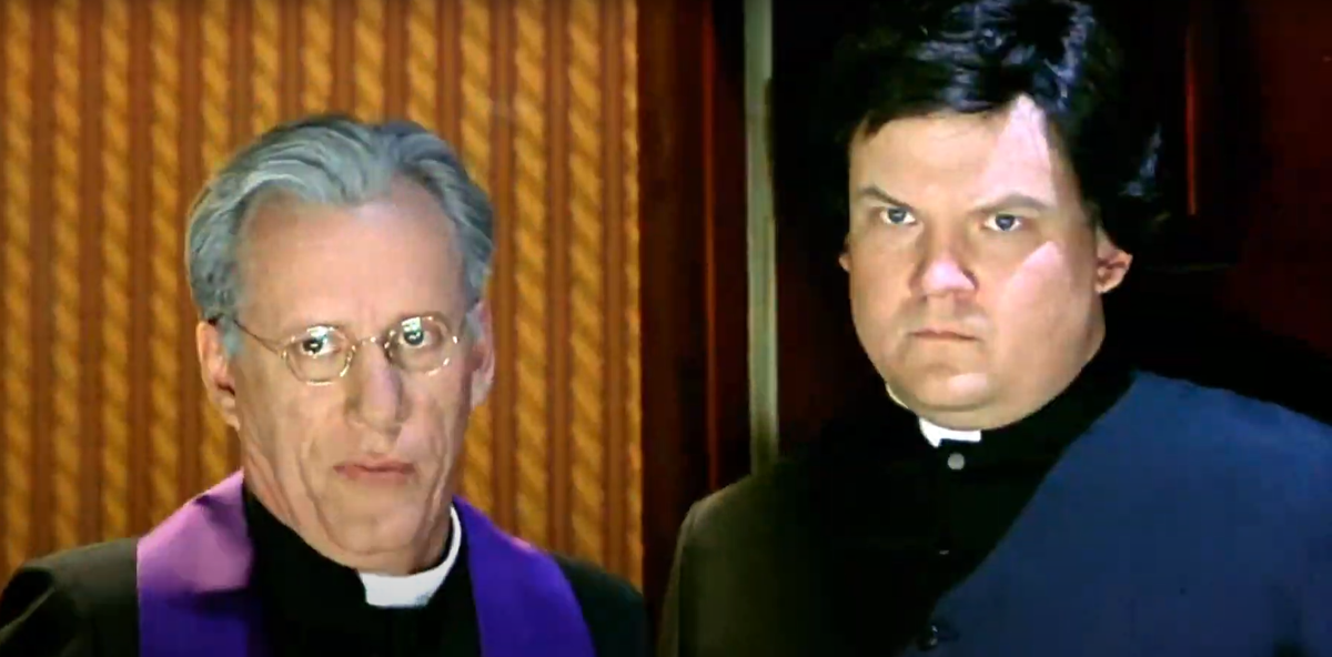 Кадр из фильма "Очень страшное кино 2"