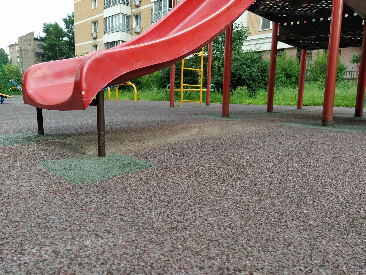 Высота тут больше 10 см