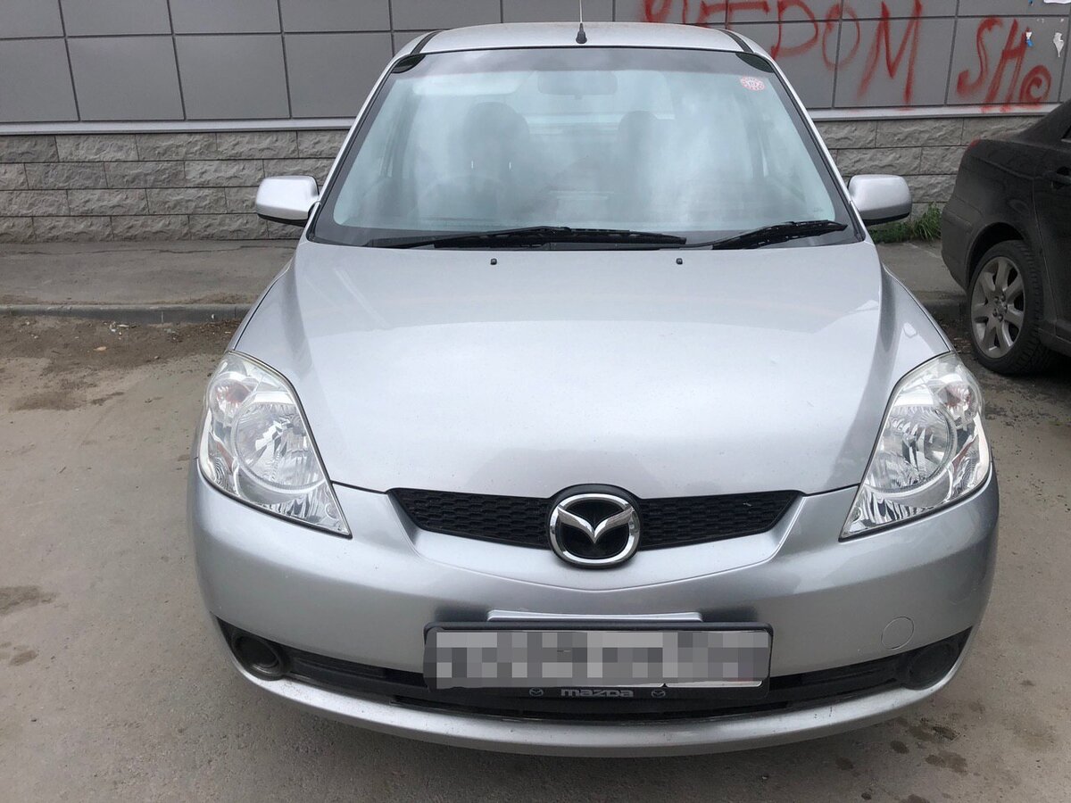 Mazda Demio 