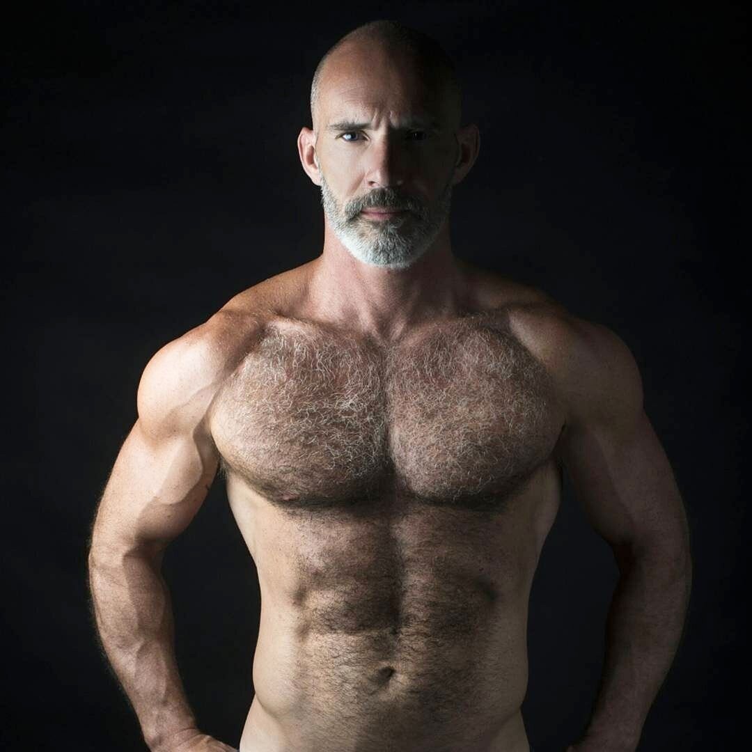 Майкл Рэттлиф модель hairy muscul men