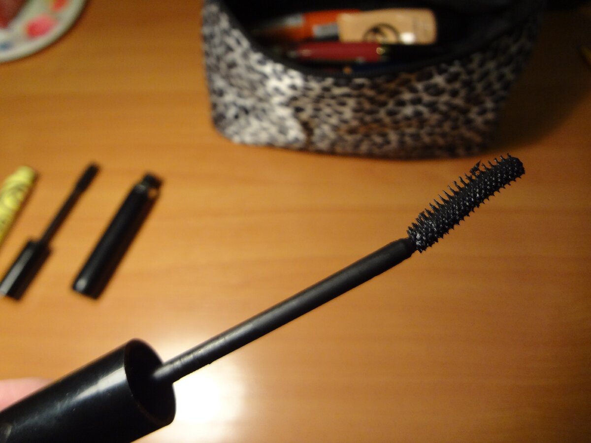 Фото автора: Удобная, старая щеточка