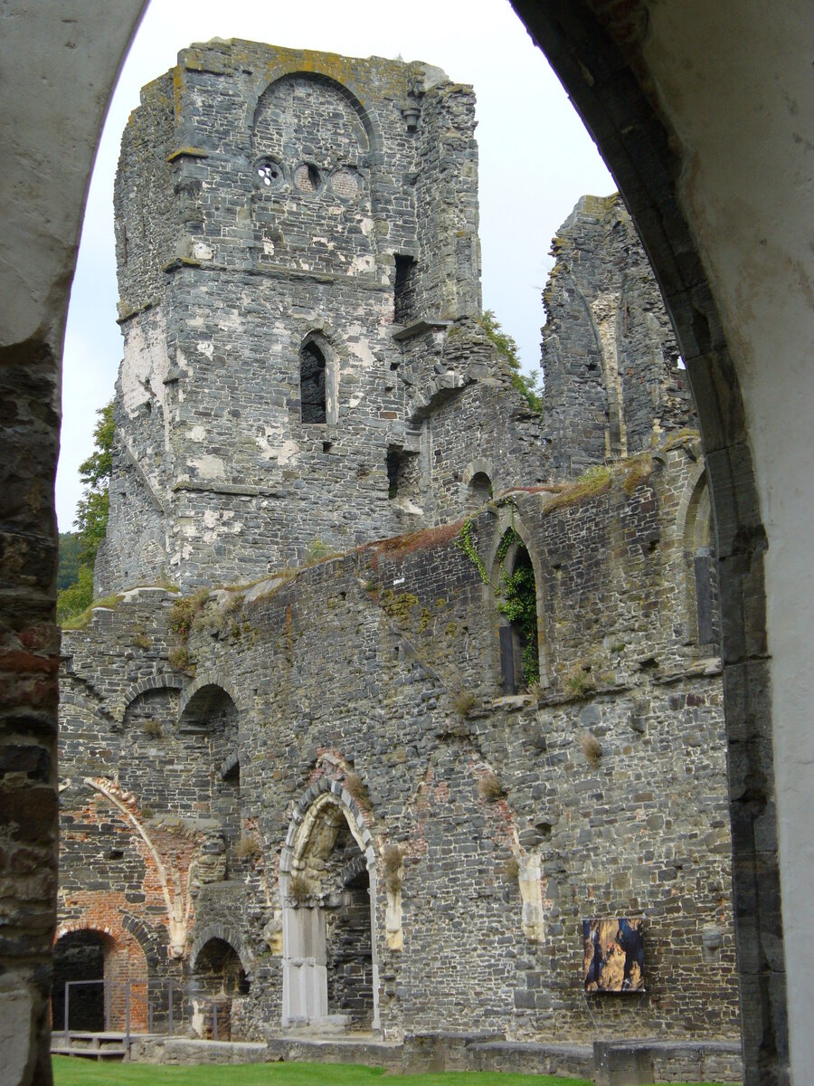 Аббатство Виллер. Здесь и далее в статье - фото автора.