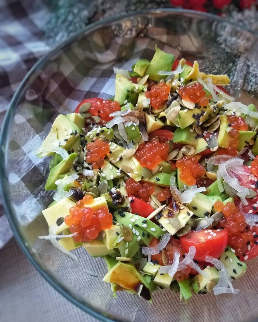 Быстро приготовляемые салаты. Вкусные салаты. Самые вкусные салаты. Легкие салаты. Легкий салат.