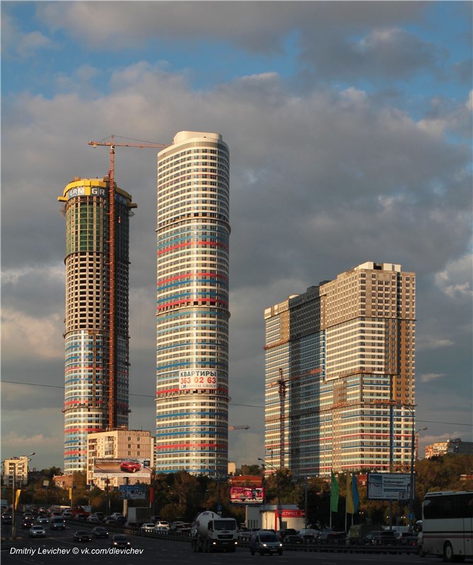 дыбенко, 38к1. жк волга скай. дом аэробус в москве. триумф палас сталинская высотка. жк корона севера ховрино.
