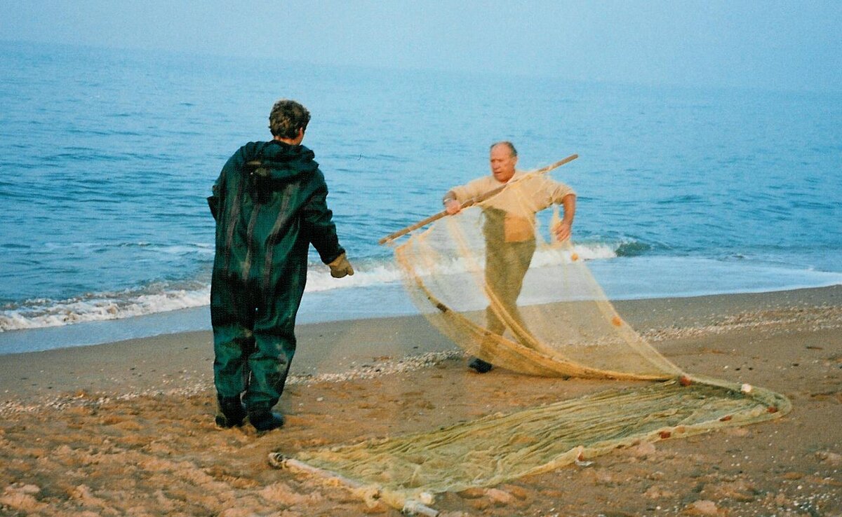 отец и брат, как давно это было