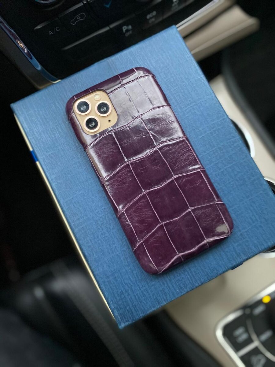 Бордовый чехол из крокодиловой кожи Apple Mobcase 1278 для iPhone 11 Pro